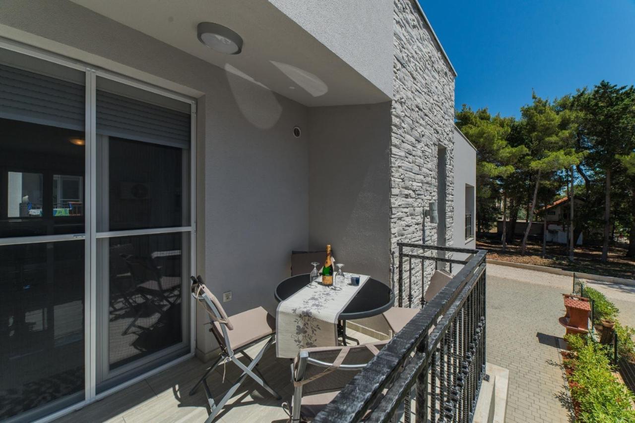 Apartments Djian Вир Экстерьер фото